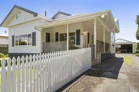 Photo of property in 32 Victoria Avenue, Dannevirke, 4930