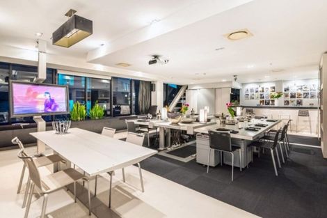 Photo of property in 3a/2 Saint Martins Lane, Grafton, Auckland, 1010