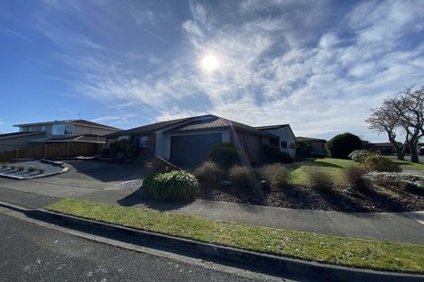 Photo of property in 2 Stead Crescent, Stoke, Nelson, 7011