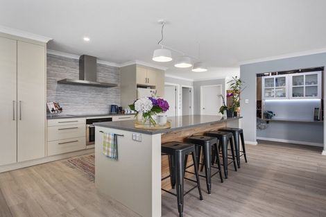 Photo of property in 12 Kereru Place, Pyes Pa, Tauranga, 3112