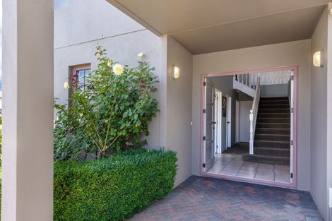 Photo of property in 69 Arrowsmith Avenue, Waipahihi, Taupo, 3330