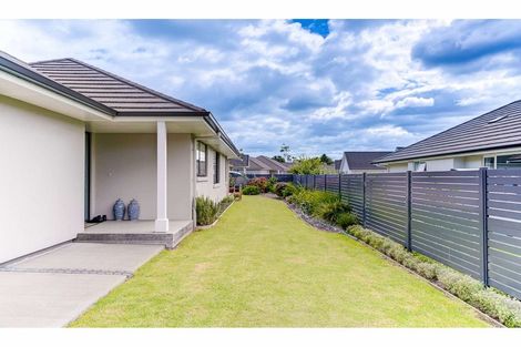 Photo of property in 17 Te Wairere Crescent, Kerikeri, 0230