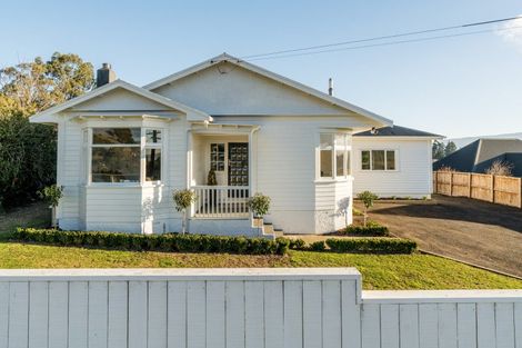 Photo of property in 10 Grey Street, Allanton, Mosgiel, 9092