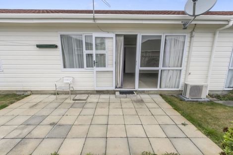 Photo of property in 1/1079 High Street, Taita, Lower Hutt, 5011