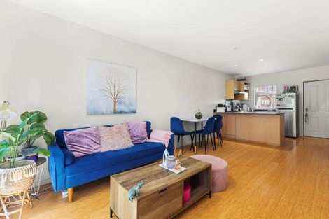 Photo of property in 71 Malaspina Place, Papatoetoe, Auckland, 2025