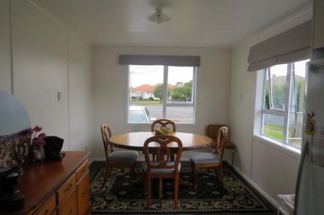 Photo of property in 24 Ridd Street, Lynmouth, New Plymouth, 4310