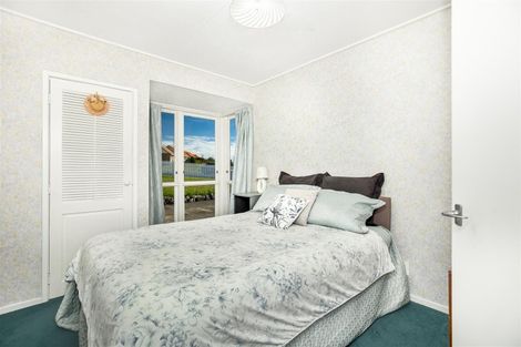 Photo of property in 5 Hamilton Drive, Waiuku, 2123