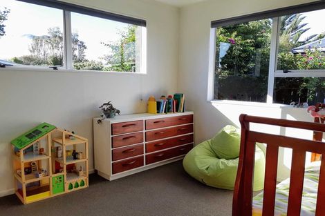 Photo of property in 6a Awamutu Grove, Waiwhetu, Lower Hutt, 5010