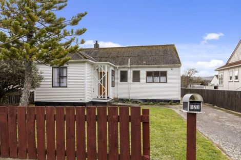 Photo of property in 123 Waddington Drive, Naenae, Lower Hutt, 5011