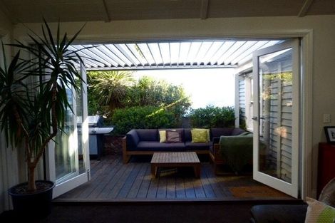 Photo of property in 64 Canterbury Street, Lyttelton, 8082