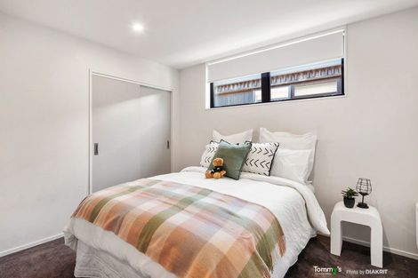 Photo of property in 3/6 Bushland Grove, Paparangi, Wellington, 6037