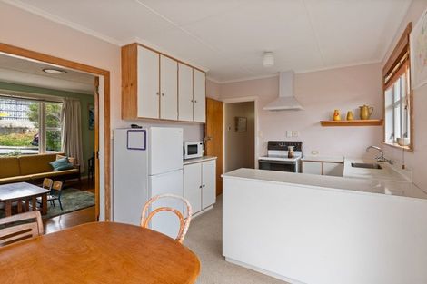 Photo of property in 4 Camrose Grove, Kingston, Wellington, 6021