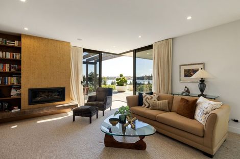 Photo of property in 142 Lake Crescent, Hamilton Lake, Hamilton, 3204