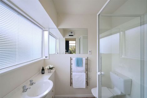 Photo of property in 1 Basil Place, Mount Pleasant, Christchurch, 8081