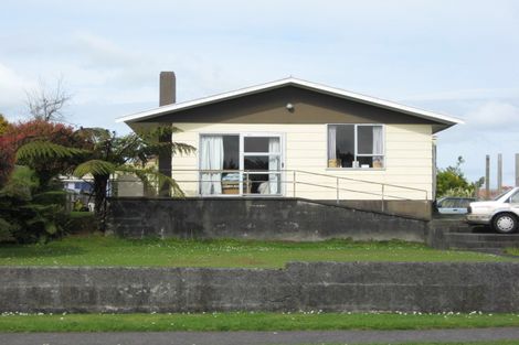 Photo of property in 23 Konini Street, Inglewood, 4330
