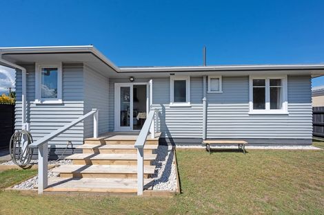 Photo of property in 8 Mahanga Road, Fairy Springs, Rotorua, 3015