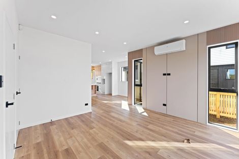 Photo of property in 4/12 Hamlin Road, Mount Wellington, Auckland, 1060