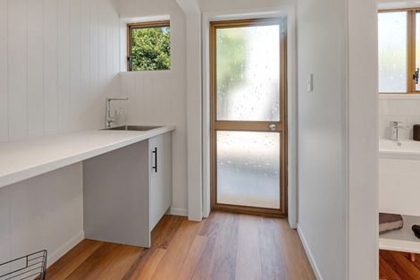 Photo of property in 10 Sea View Terrace, Cockle Bay, Auckland, 2014