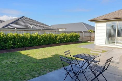 Photo of property in 15 Paso Fino Crescent, Karaka, Papakura, 2113