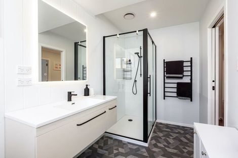 Photo of property in 84 Wilkie Crescent, Naenae, Lower Hutt, 5011