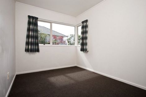 Photo of property in 2/48 Noeleen Street, Glenfield, Auckland, 0629