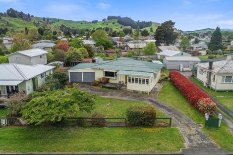 Photo of property in 18 Esplanade, Taumarunui, 3920