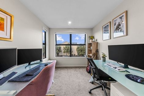 Photo of property in 42 Glidepath Road, Hobsonville, Auckland, 0616