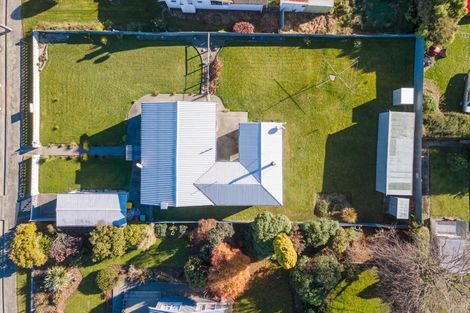 Photo of property in 58 Wilkin Street, Waimate, 7924