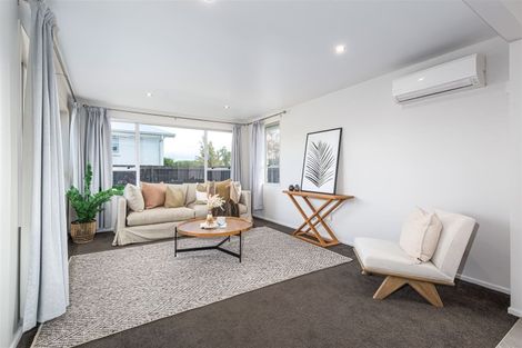 Photo of property in 15 Royal Park Drive, Parklands, Christchurch, 8083