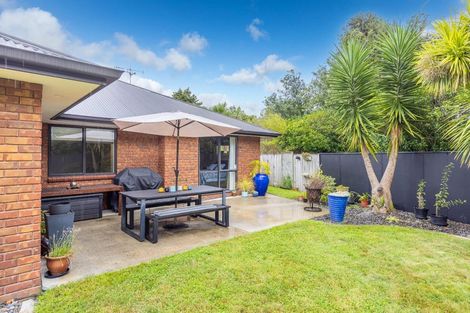 Photo of property in 42 Nielsen Gardens, Rototuna, Hamilton, 3210