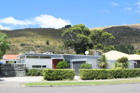 Photo of property in 3 Van Asch Street, Sumner, Christchurch, 8081
