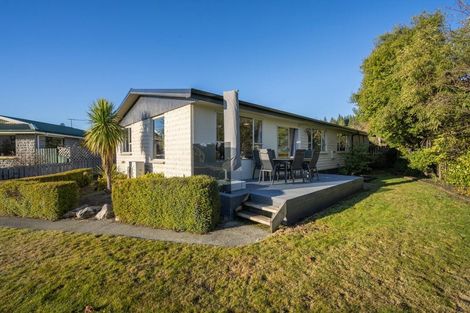 Photo of property in 11 Henry Street, Te Anau, 9600