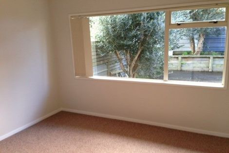 Photo of property in 2/4 Meadow Street, Mount Wellington, Auckland, 1062