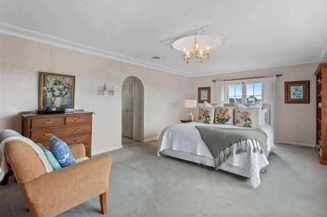 Photo of property in 85 Manuka Road, Bayview, Auckland, 0629