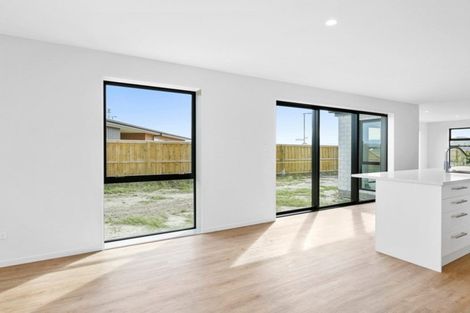 Photo of property in 32 Northside Drive, Waikuku, Rangiora, 7473