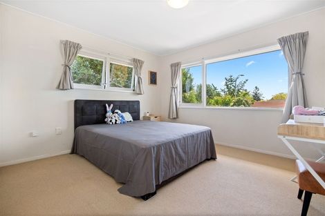 Photo of property in 34 Chedworth Avenue, Chedworth, Hamilton, 3210