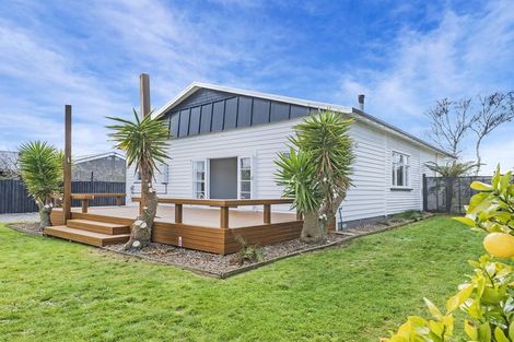 Photo of property in 14 Lee Street, Southbridge, 7602