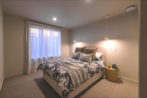 Photo of property in 37 Ruapehu Street, Paraparaumu, 5032