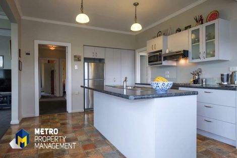 Photo of property in 11 Sunbury Street, Andersons Bay, Dunedin, 9013