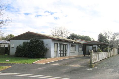 Photo of property in 21 Holloway Place, Forest Lake, Hamilton, 3200