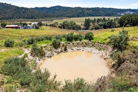 Photo of property in 380 Kaipara Coast Highway, Helensville, Kaukapakapa, 0871