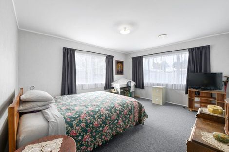 Photo of property in 113a Avalon Drive, Nawton, Hamilton, 3200