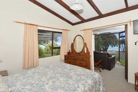 Photo of property in 65 Urquharts Bay Road, Whangarei Heads, Whangarei, 0174