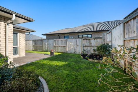 Photo of property in 43a Puhirake Crescent, Pyes Pa, Tauranga, 3112