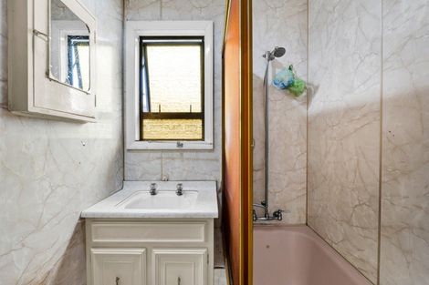 Photo of property in 3 Hamlet Street, Stratford, 4332