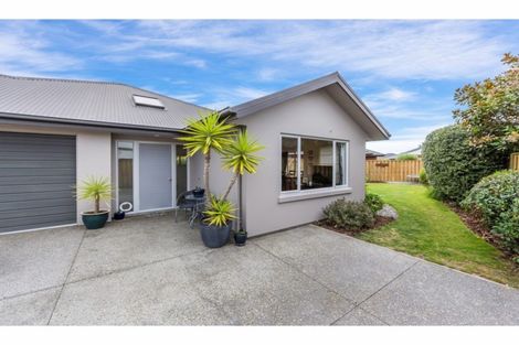 Photo of property in 37 Beechwood Drive, Northwood, Christchurch, 8051