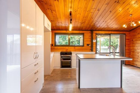 Photo of property in 2 Hunter Street, Dannevirke, 4930