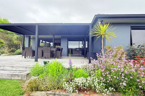 Photo of property in 154 Ohinepanea Road, Pukehina, Te Puke, 3186