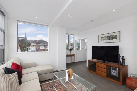 Photo of property in Maison Apartments, 111/16 Huron Street, Takapuna, Auckland, 0622