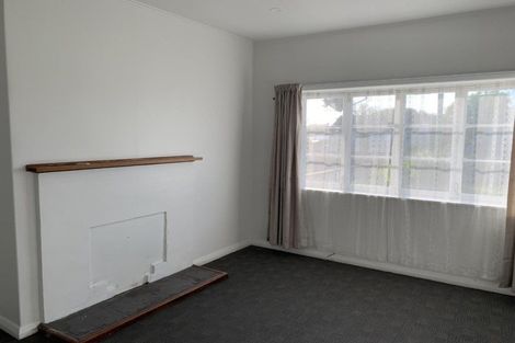 Photo of property in 7/9 Bell Street, Marton, 4710